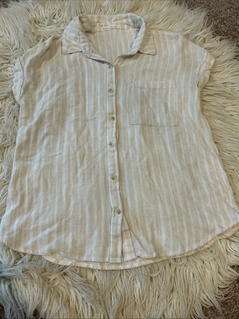 Be Cool brand sz small Lightweight Striped Button-Up Top beige and white